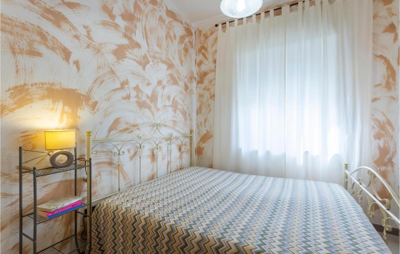 Lovely Apartment In Carovigno With Kitchen Kültér fotó