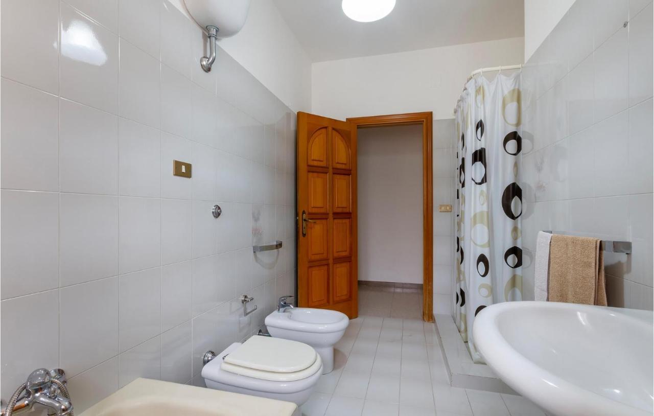 Lovely Apartment In Carovigno With Kitchen Kültér fotó